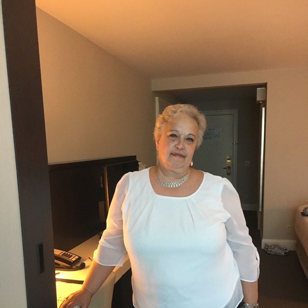 Meet your Posher, Sandra